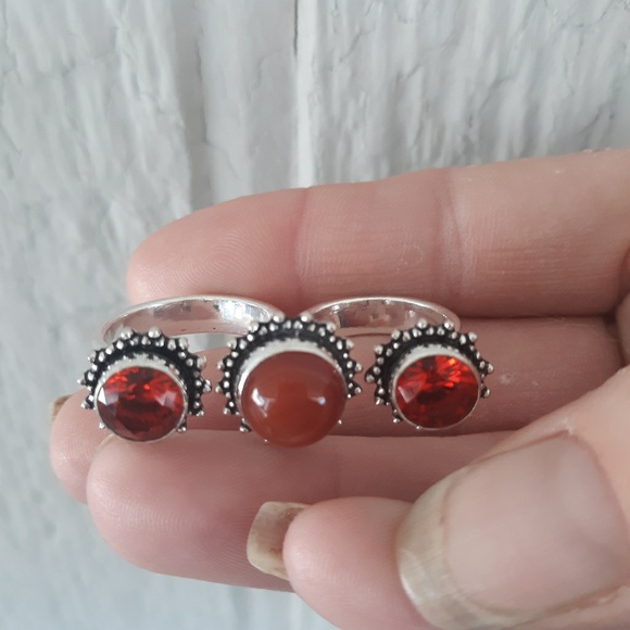 New Carnelian and Garnet Adjustable 925 Silver Knuckle Ring. - Picture 6 of 8